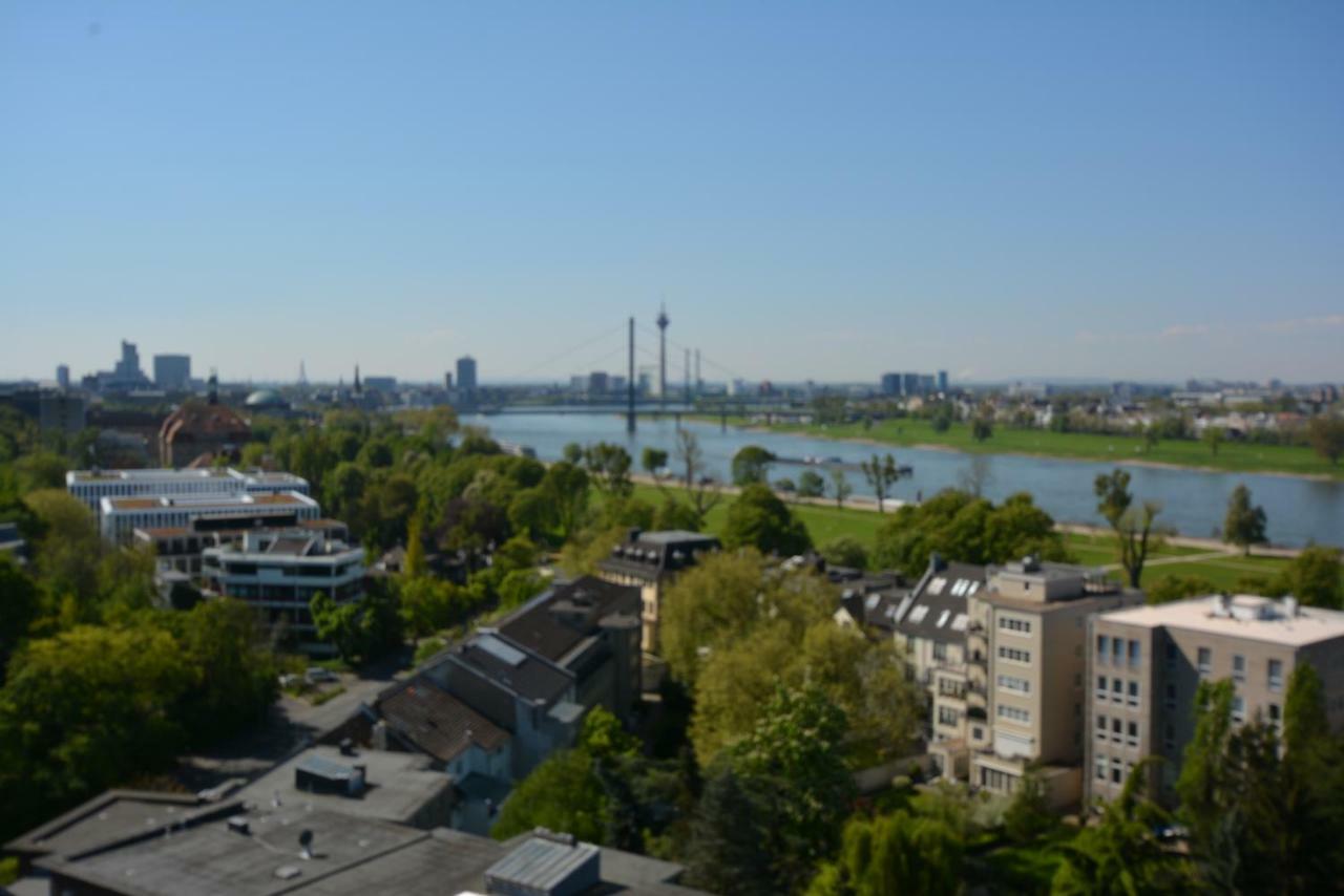 Luxury Apartment In Duesseldorf Near Trade Fair Екстериор снимка